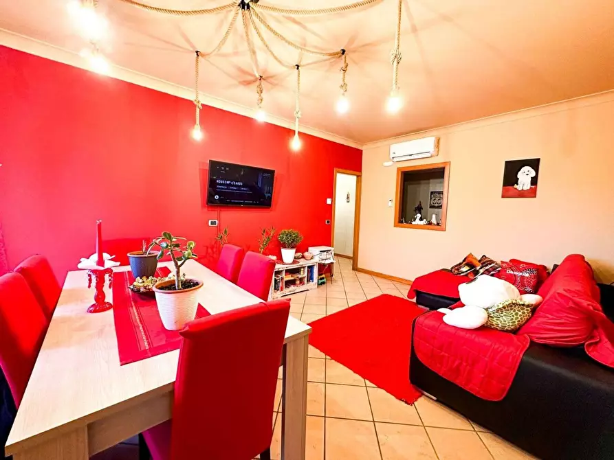 Immagine 3 di Appartamento in vendita  in Durighello a Desenzano Del Garda