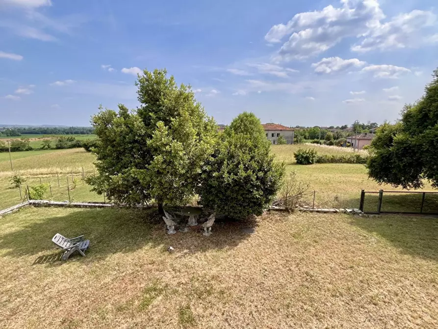 Immagine 4 di Villa in vendita  in via c. cattaneo a Bedizzole