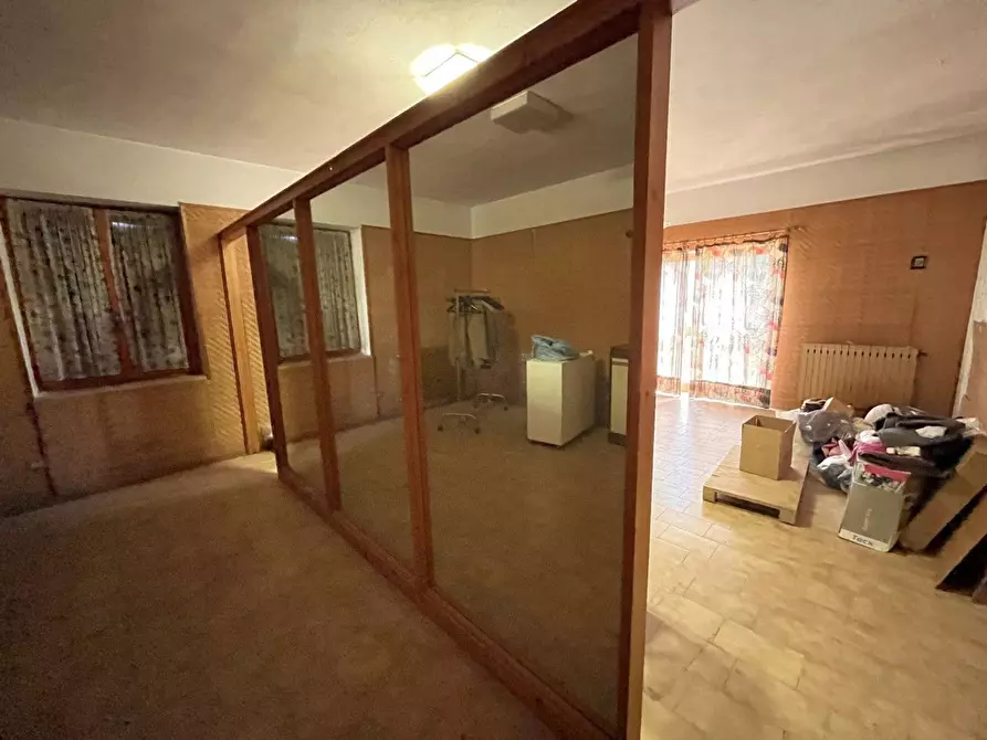 Immagine 38 di Villa in vendita  in via c. cattaneo a Bedizzole