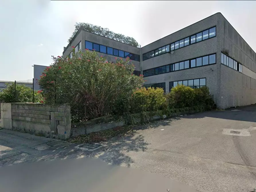 Immagine 2 di Capannone industriale in vendita  in Statale a Calcinato