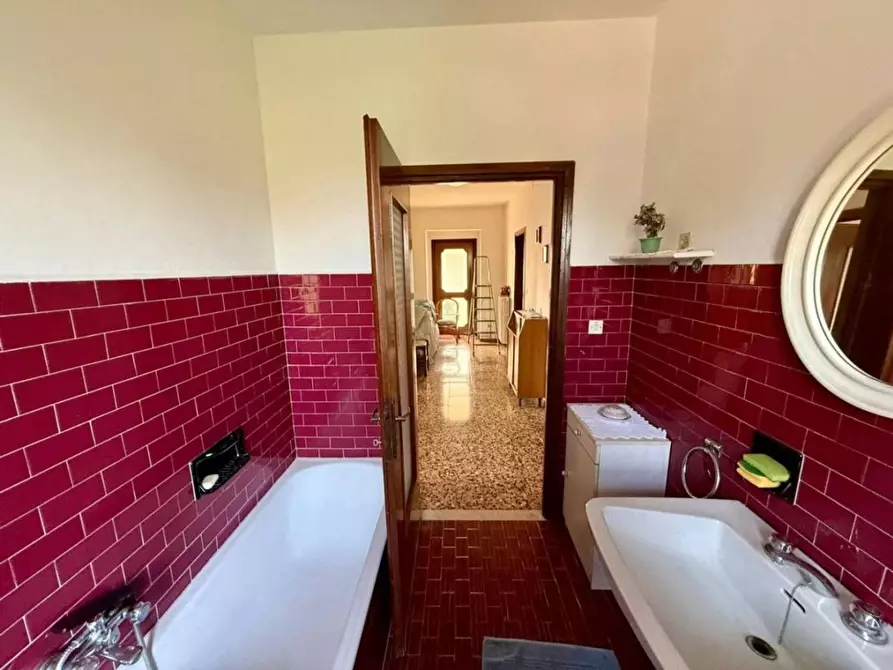 Immagine 11 di Rustico / casale in vendita  in Statale a Lonato del Garda