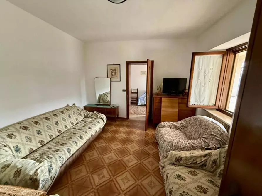 Immagine 18 di Rustico / casale in vendita  in Statale a Lonato del Garda