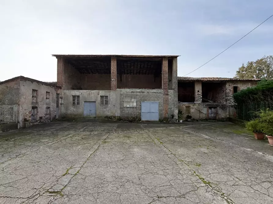 Immagine 21 di Rustico / casale in vendita  in Statale a Lonato del Garda