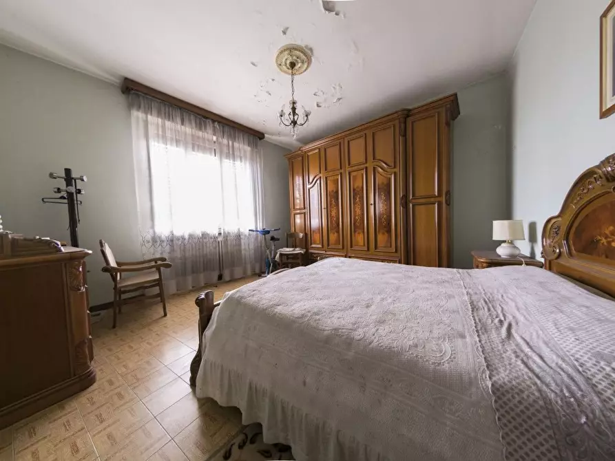 Immagine 15 di Casa indipendente in vendita  in Municipio a Calvagese Della Riviera