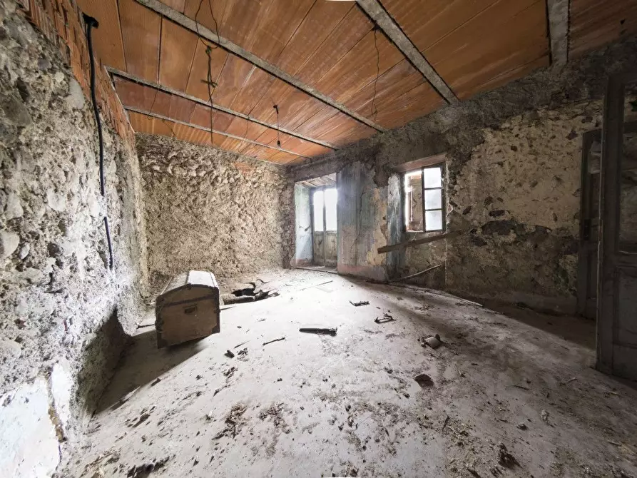 Immagine 33 di Casa indipendente in vendita  in Municipio a Calvagese Della Riviera