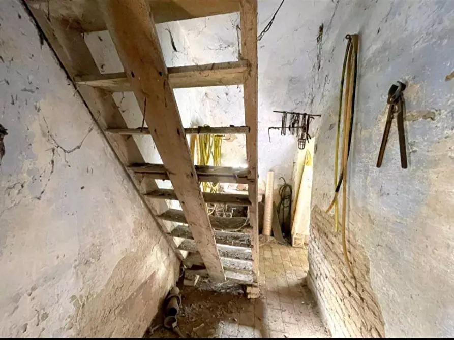 Immagine 15 di Rustico / casale in vendita  in Monte Pagano a Casalmoro
