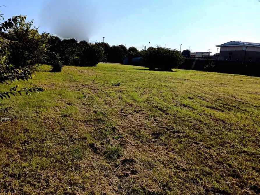 Immagine 3 di Terreno residenziale in vendita  in Levantio da G a Casalmoro