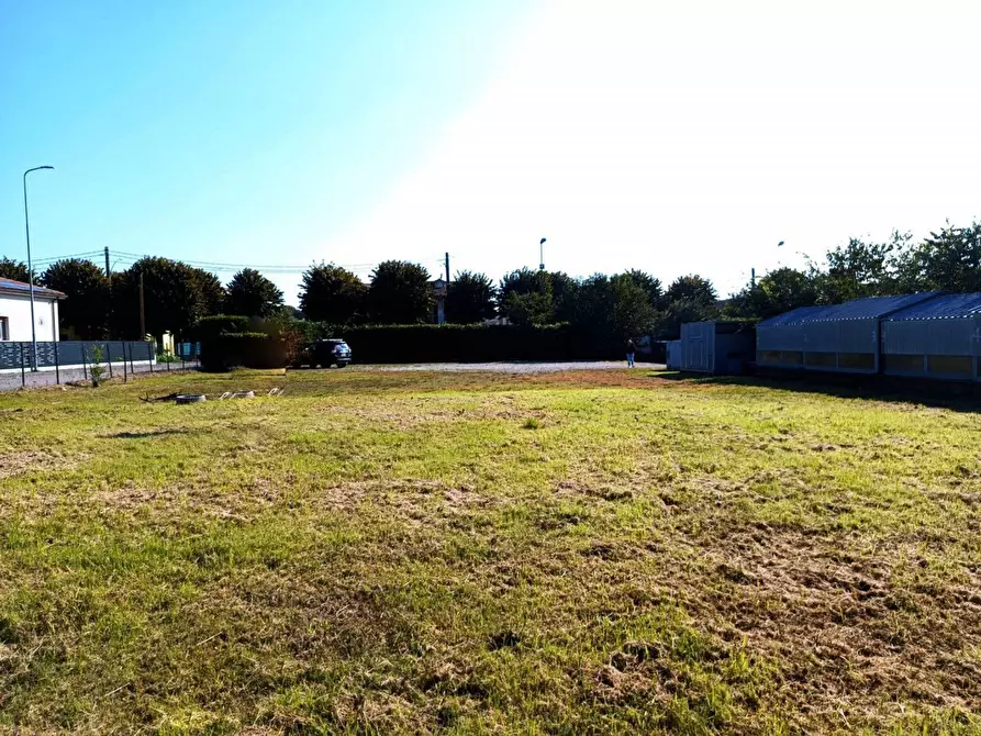 Immagine 5 di Terreno residenziale in vendita  in Levantio da G a Casalmoro