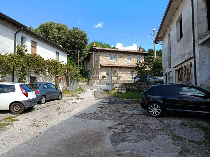 Immagine 1 di Casa semindipendente in vendita  in Fossa a Lonato del Garda