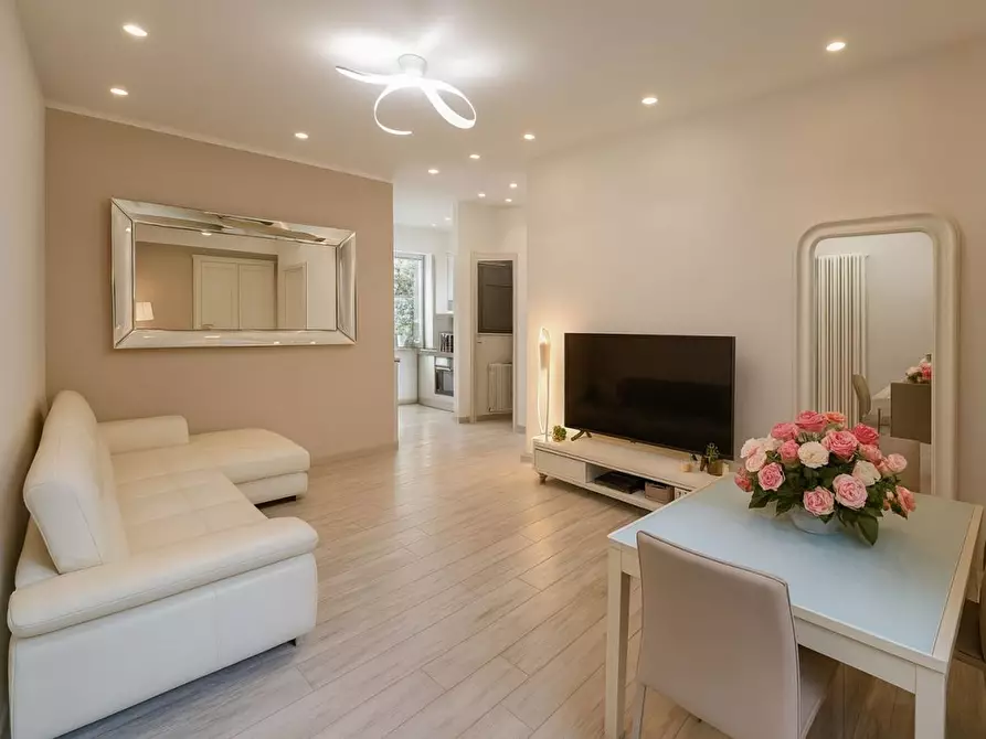 Immagine 1 di Appartamento in vendita  in Lugana Marina a Sirmione