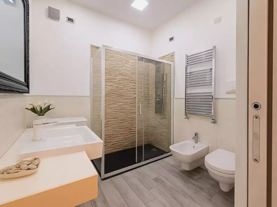 Immagine 9 di Appartamento in vendita  in Lugana Marina a Sirmione