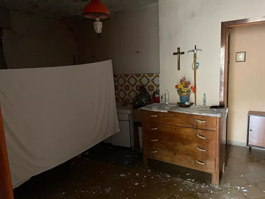 Immagine 4 di Appartamento in vendita  in Repubblica a Calvagese Della Riviera