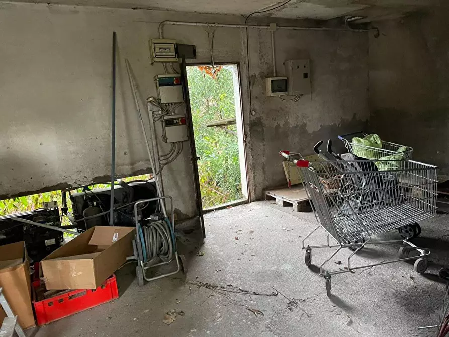 Immagine 4 di Rustico / casale in vendita  in Repubblica a Calvagese Della Riviera