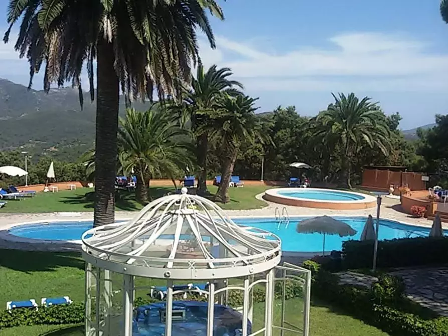 Immagine 13 di Appartamento in vendita  in Schiopparello a Portoferraio