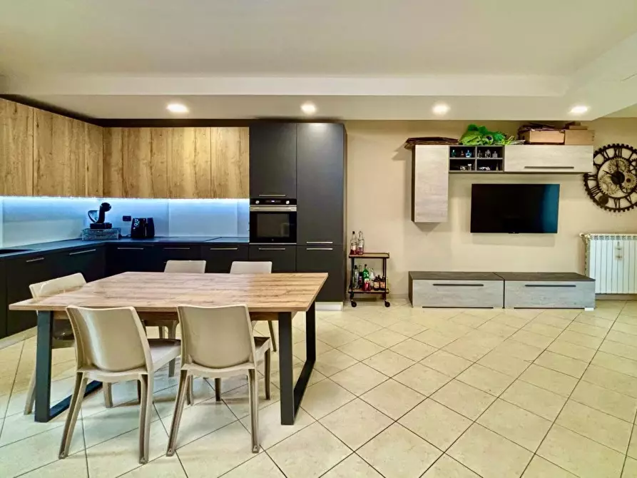 Immagine 10 di Appartamento in vendita  in San Marco a Lonato del Garda