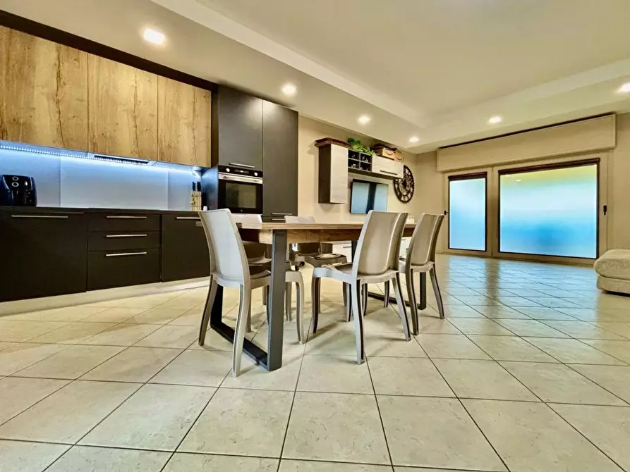 Immagine 13 di Appartamento in vendita  in San Marco a Lonato del Garda