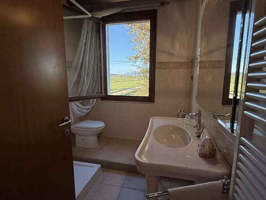 Immagine 8 di Casa semindipendente in vendita  in Sacca a Montichiari