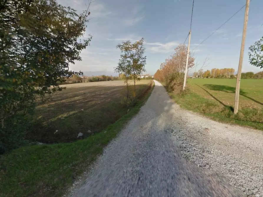 Immagine 2 di Terreno agricolo in vendita  in Colli Storici a Desenzano Del Garda