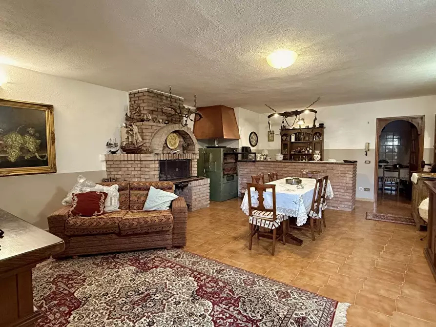 Immagine 2 di Appartamento in vendita  in Carlo Alberto a Calcinato