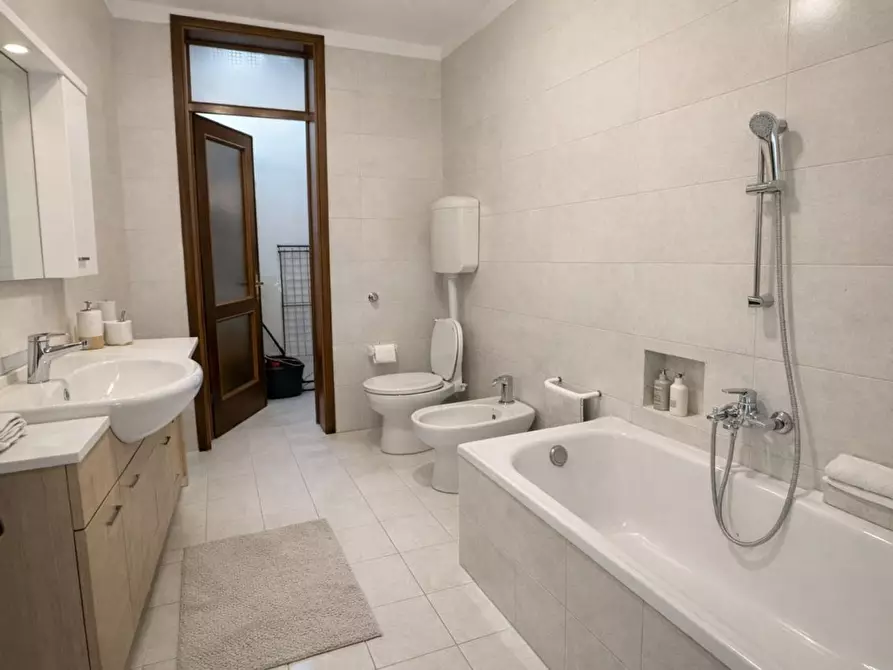 Immagine 14 di Appartamento in vendita  in Carlo Alberto a Calcinato