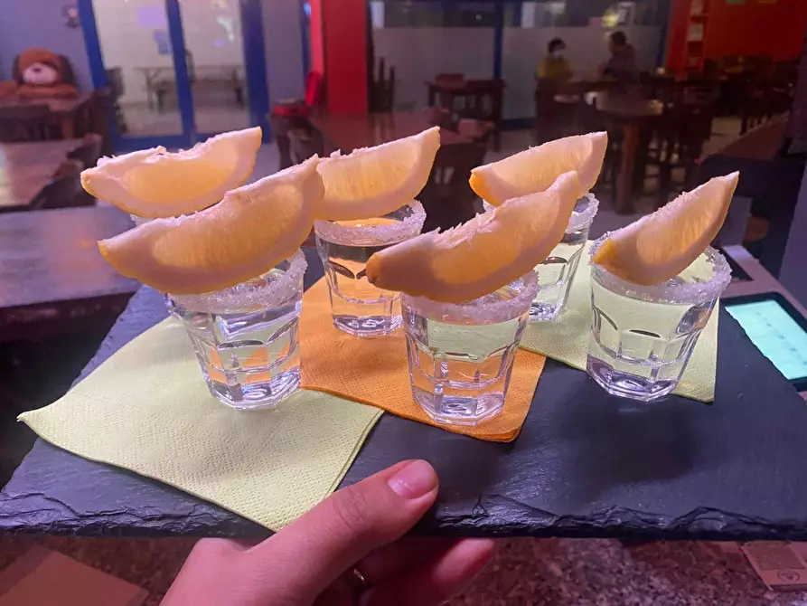 Immagine 4 di Attività commerciale in vendita  in VIA BATTISTI a Montichiari