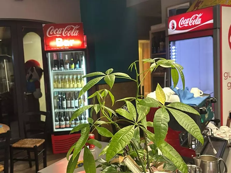 Immagine 6 di Attività commerciale in vendita  in via battisti a Montichiari