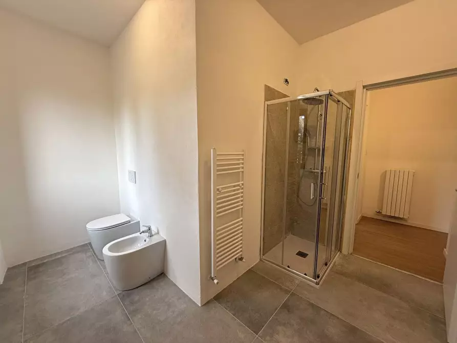 Immagine 17 di Appartamento in vendita  in Piave a Lonato del Garda