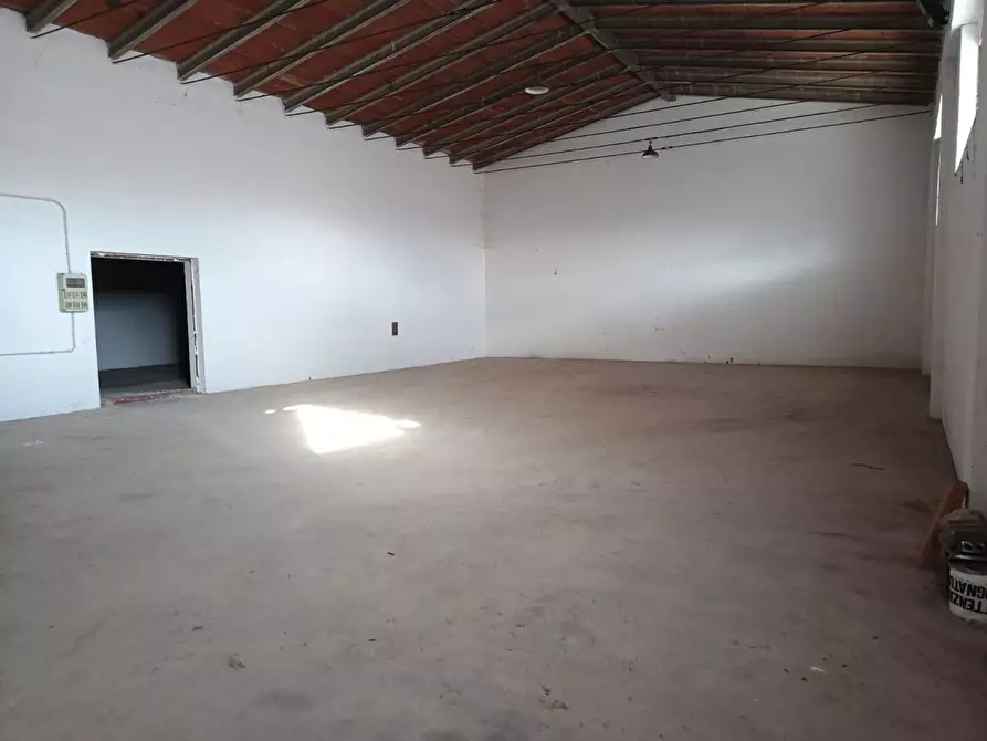 Immagine 6 di Capannone industriale in vendita  in Statale a Calcinato