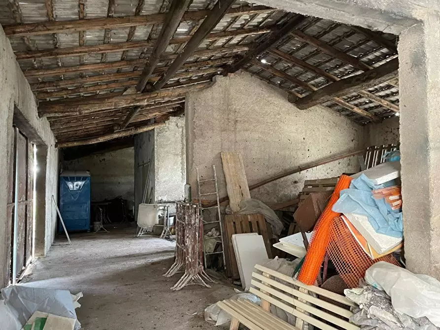 Immagine 6 di Rustico / casale in vendita  in VIA CASSETTA a Lonato del Garda