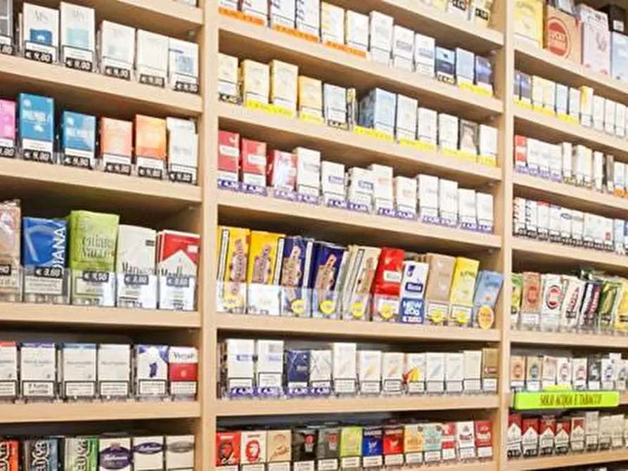 Immagine 9 di Attività commerciale in vendita  in viale marconi a Montichiari