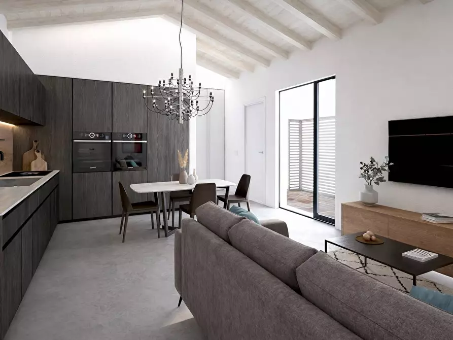 Immagine 5 di Appartamento in vendita  in san benedetto a Desenzano Del Garda