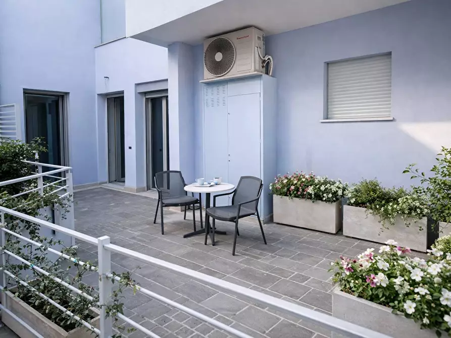 Immagine 1 di Appartamento in vendita  in san benedetto a Desenzano Del Garda