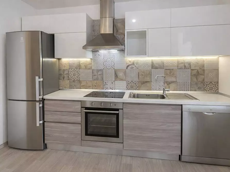 Immagine 4 di Appartamento in vendita  in piazza corlo a Lonato del Garda