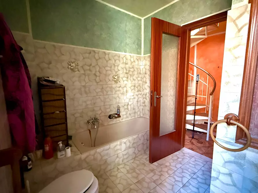 Immagine 18 di Casa semindipendente in vendita  in via repubblica a Lonato del Garda