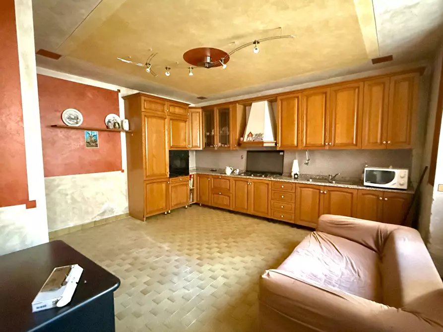Immagine 8 di Casa semindipendente in vendita  in via repubblica a Lonato del Garda