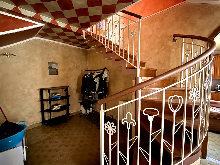 Immagine 5 di Casa semindipendente in vendita  in via repubblica a Lonato del Garda