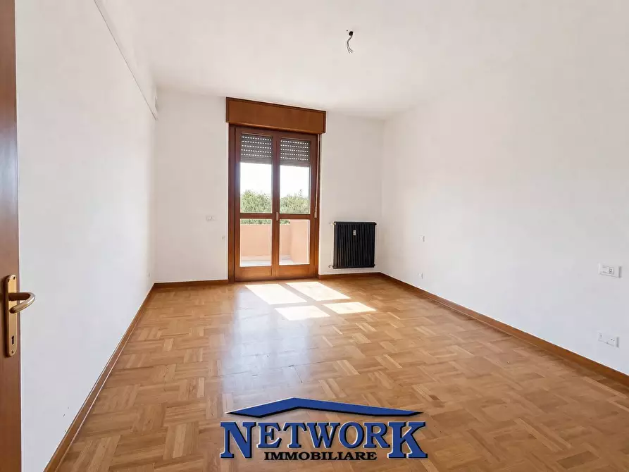 Immagine 10 di Appartamento in vendita  in via pascoli a Montichiari