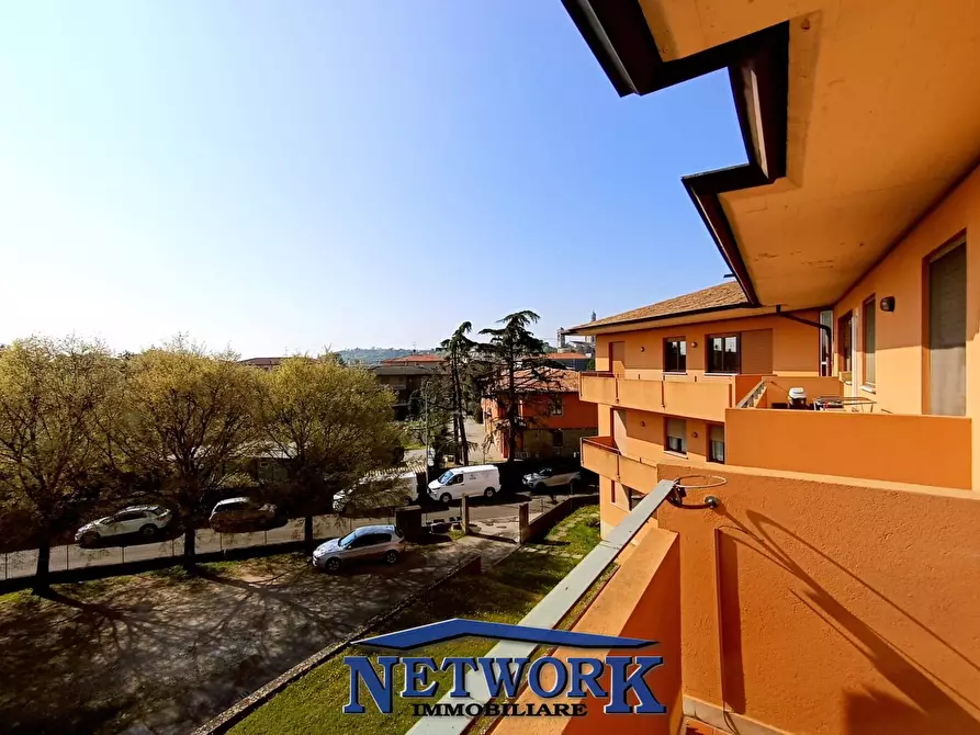 Immagine 8 di Appartamento in vendita  in via pascoli a Montichiari
