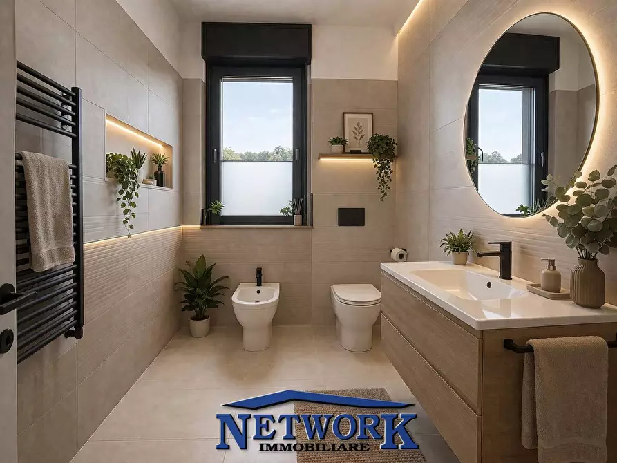 Immagine 12 di Appartamento in vendita  in via pascoli a Montichiari