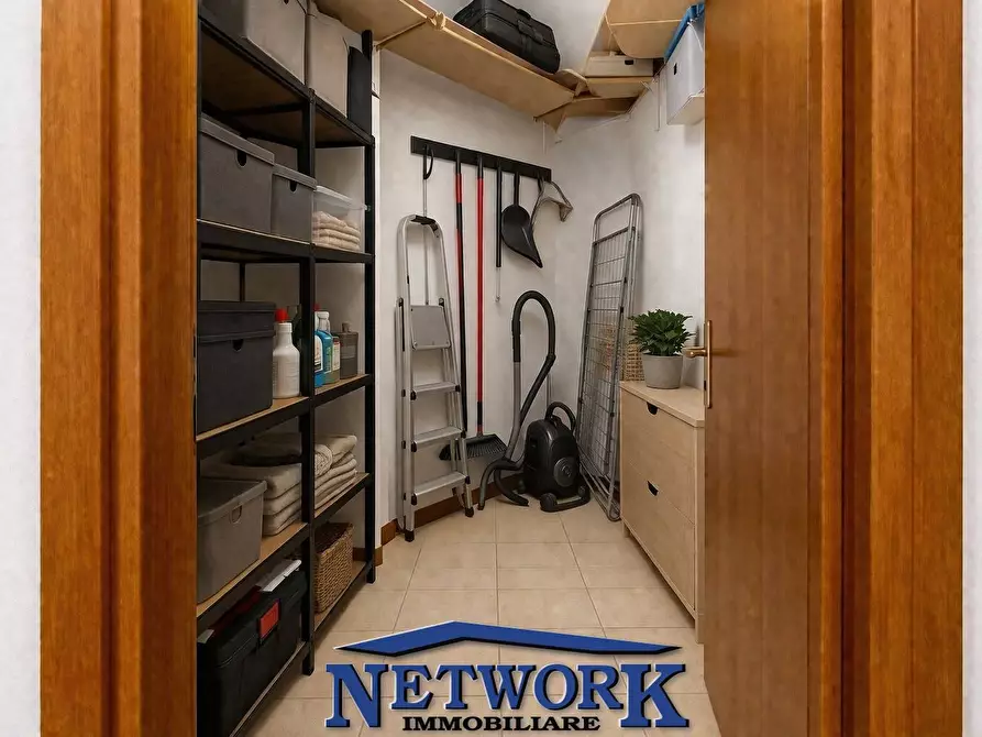 Immagine 20 di Appartamento in vendita  in via pascoli a Montichiari