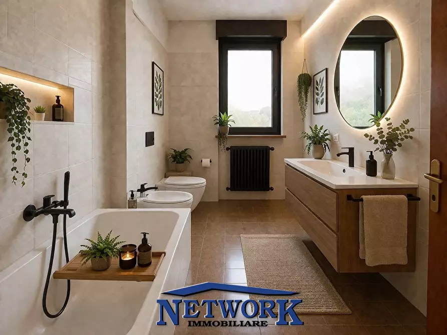 Immagine 18 di Appartamento in vendita  in via pascoli a Montichiari