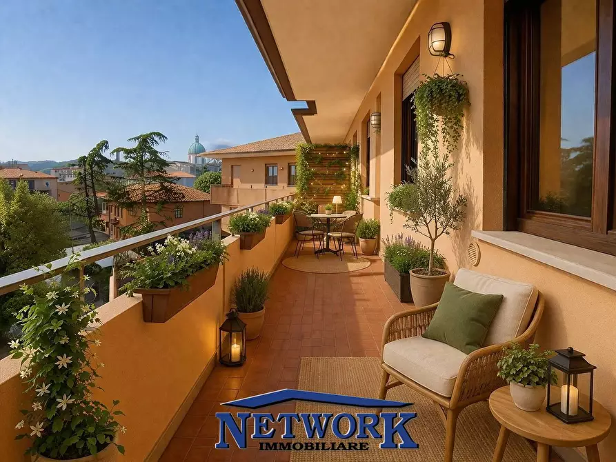 Immagine 1 di Appartamento in vendita  in via pascoli a Montichiari