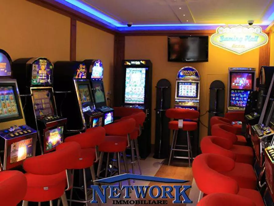 Immagine 8 di Attività commerciale in vendita  in san biagio a Gavardo