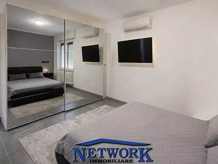 Immagine 6 di Appartamento in vendita  in via pozze a Lonato del Garda