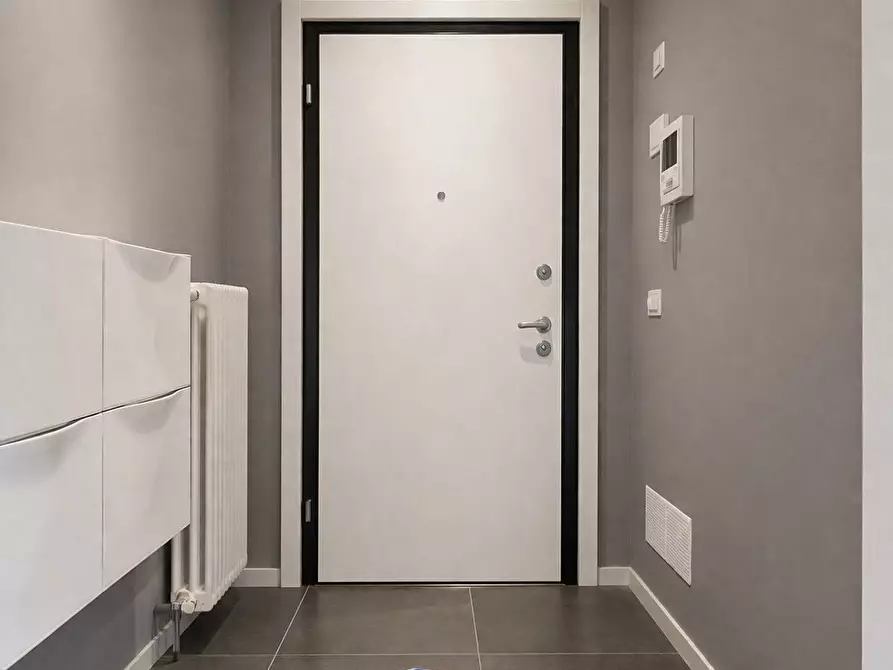 Immagine 2 di Appartamento in vendita  in via pozze a Lonato del Garda