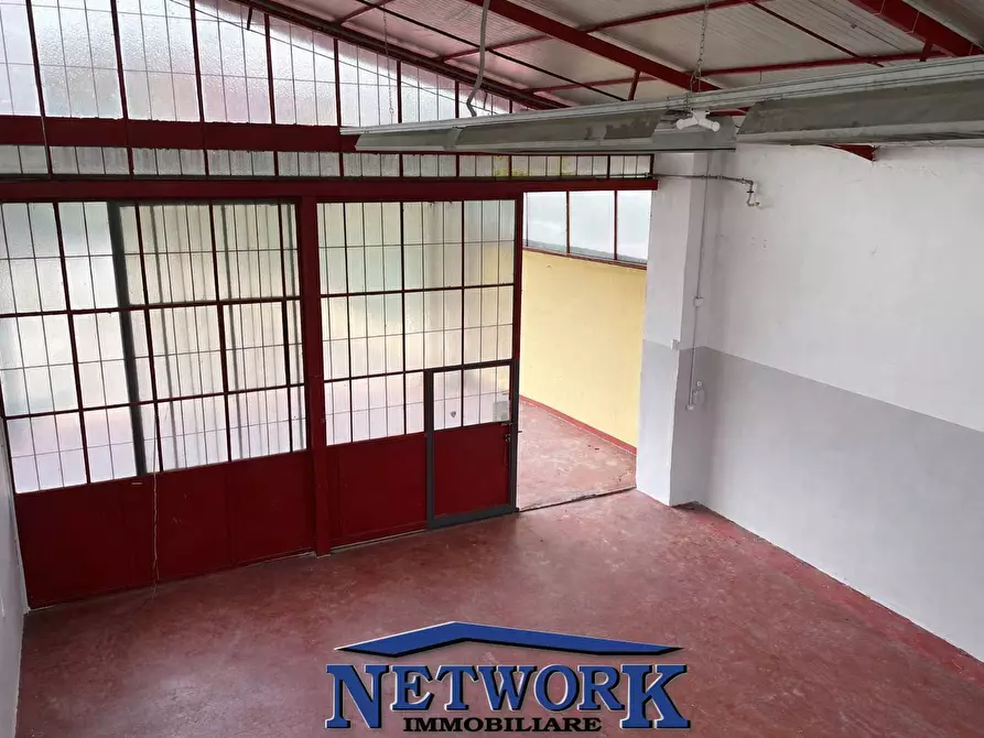 Immagine 2 di Magazzino in vendita  in colombare castiglione 80 a Desenzano Del Garda