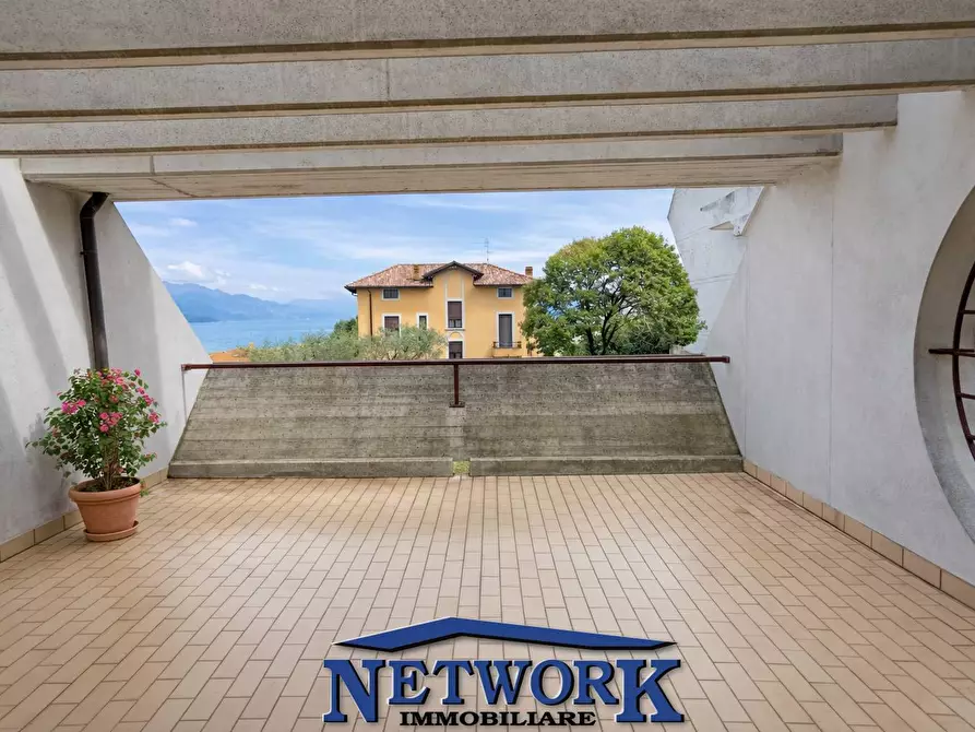 Immagine 3 di Appartamento in vendita  in via giovanni verga a Desenzano Del Garda