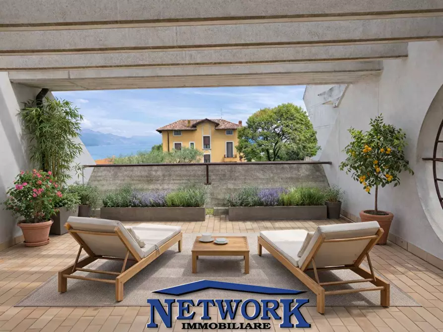 Immagine 2 di Appartamento in vendita  in via giovanni verga a Desenzano Del Garda