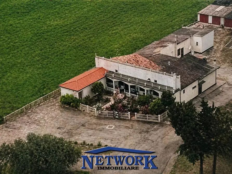 Immagine 17 di Palazzo in vendita  in via cerri a Goito