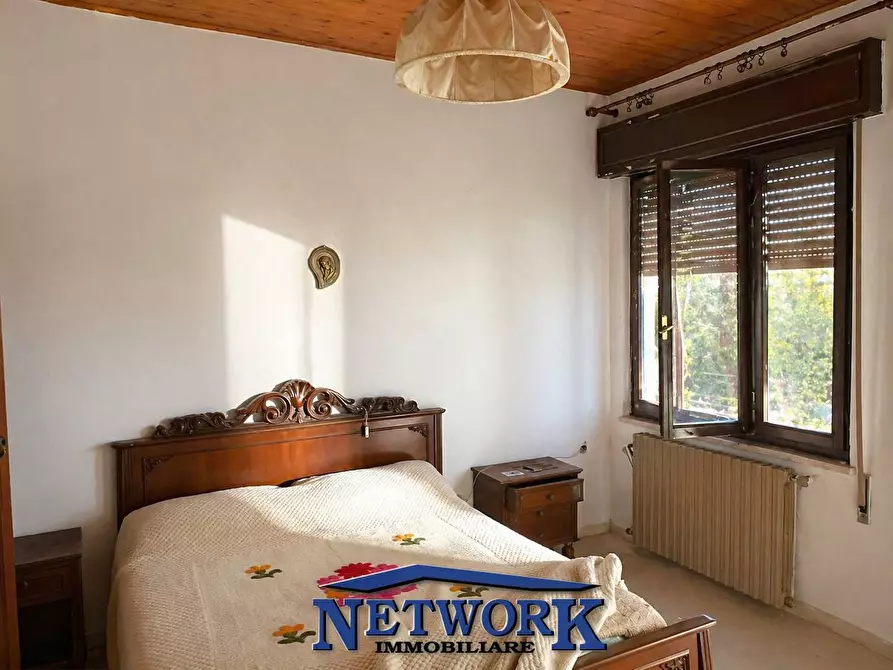 Immagine 9 di Palazzo in vendita  in via cerri a Goito